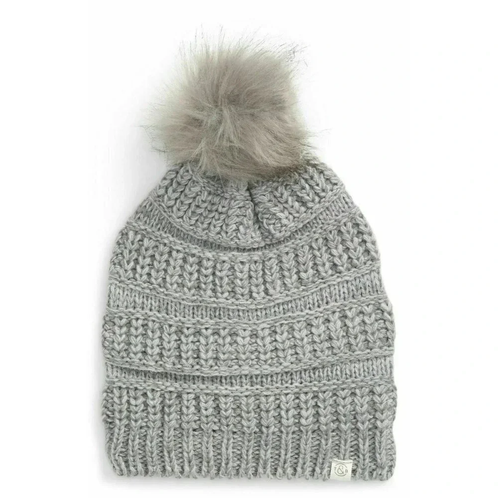 Treasure & Bond Faux Pom Beanie Knit in Grey NWT‎